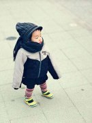 如何給寶寶選擇學(xué)步鞋