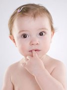 新媽媽要注意寶寶皮膚的四個問題