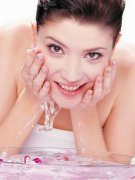 懷孕期間該怎么挑選化妝品？